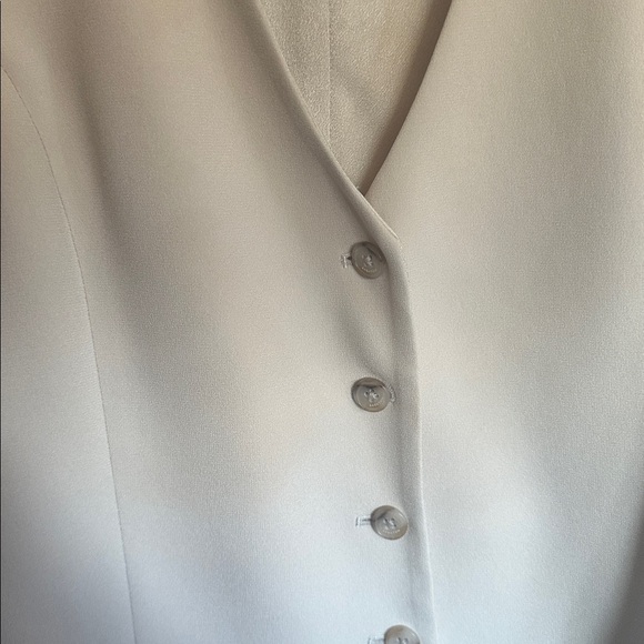 Babaton Vest - Picture 4 of 4